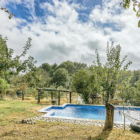 Gorgeous In Galicia Hébergement de vacances Belesar